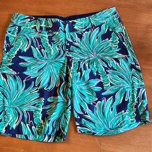 Lilly Pulitzer Bermuda shorts. Size 10